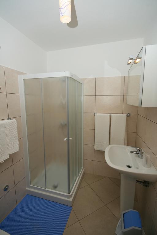 Villa Egida Capris Lovrečica Exteriér fotografie